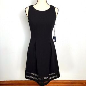 Gorgeous Sleeveless Tommy Hilfiger Dress